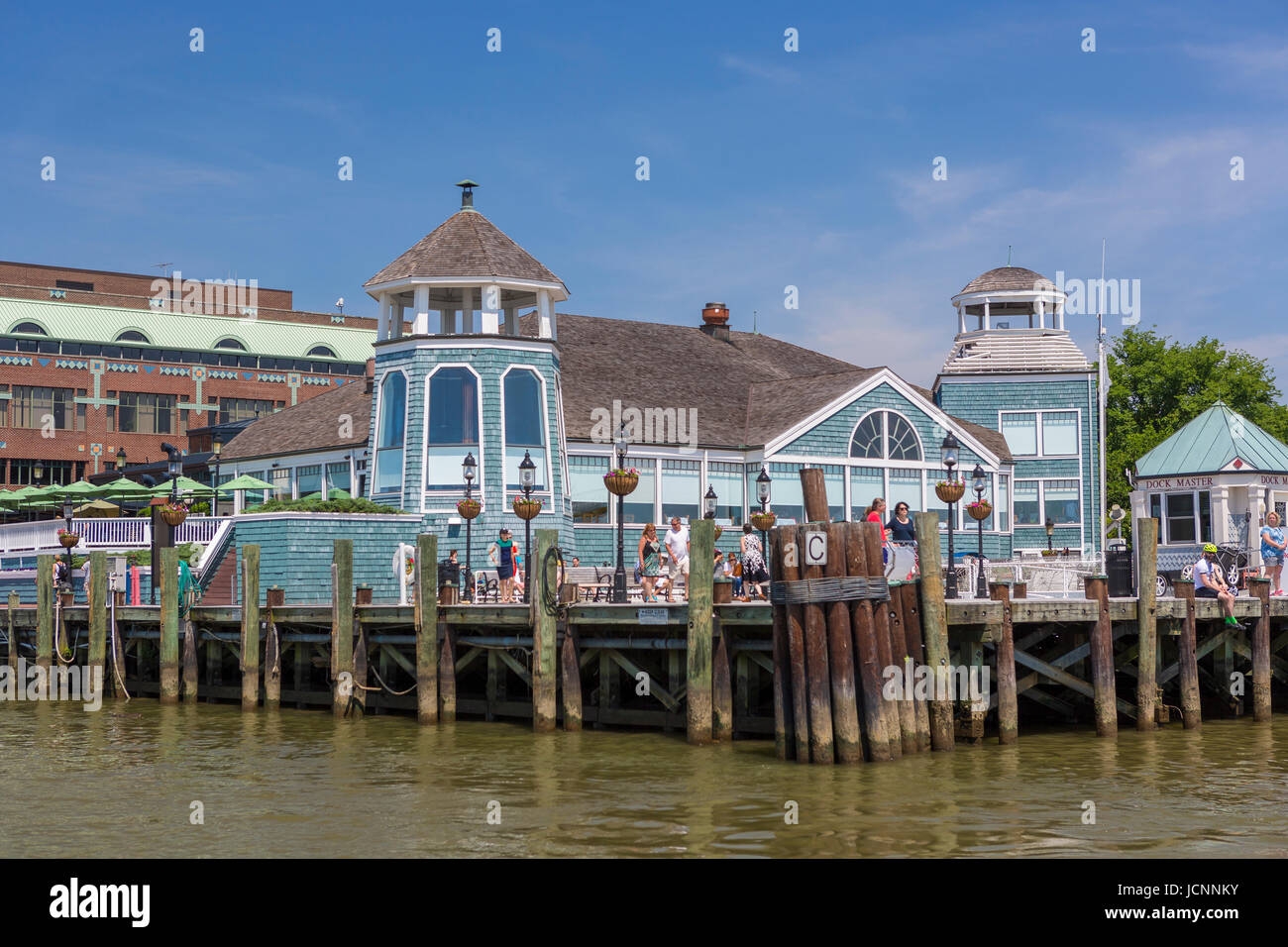 ALEXANDRIA VIRGINIA USA Chart House Restaurant Old Town Alexandria ALEXANDRIA VIRGINIA USA Chart House Restaurant Old Town Alexandria