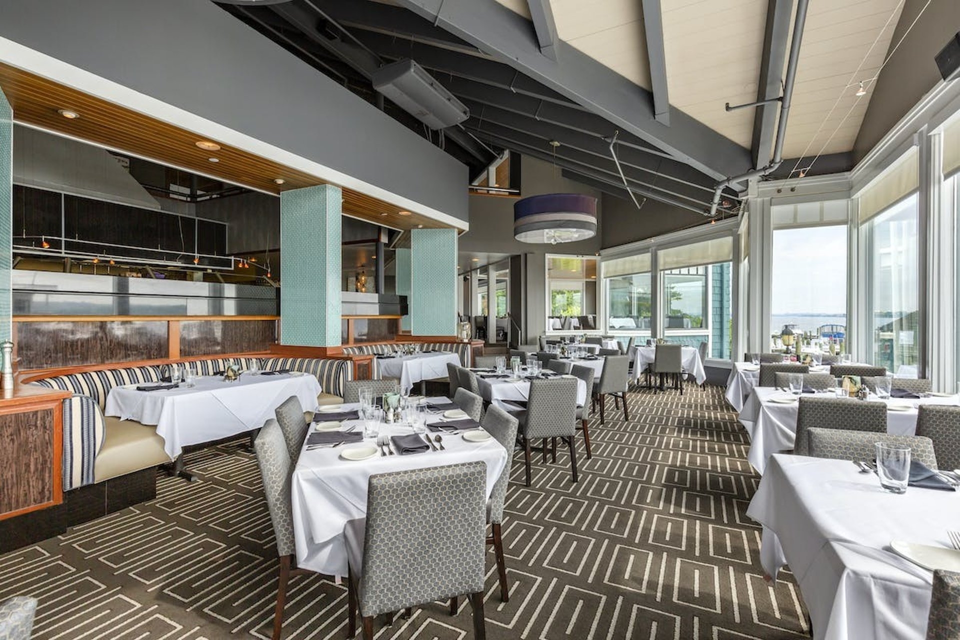 Chart House Seafood Restaurant In Alexandria VA The Vendry Chart House Seafood Restaurant In Alexandria VA The Vendry