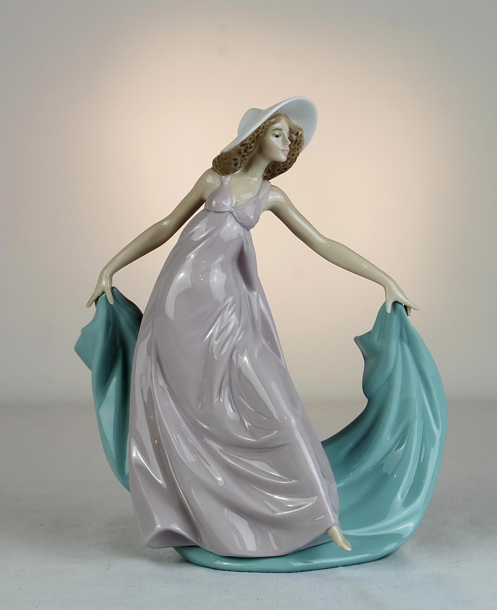 Lladro 5663 ArePorcelainDollsWorthAnything Lladro Porcelain Lladro 