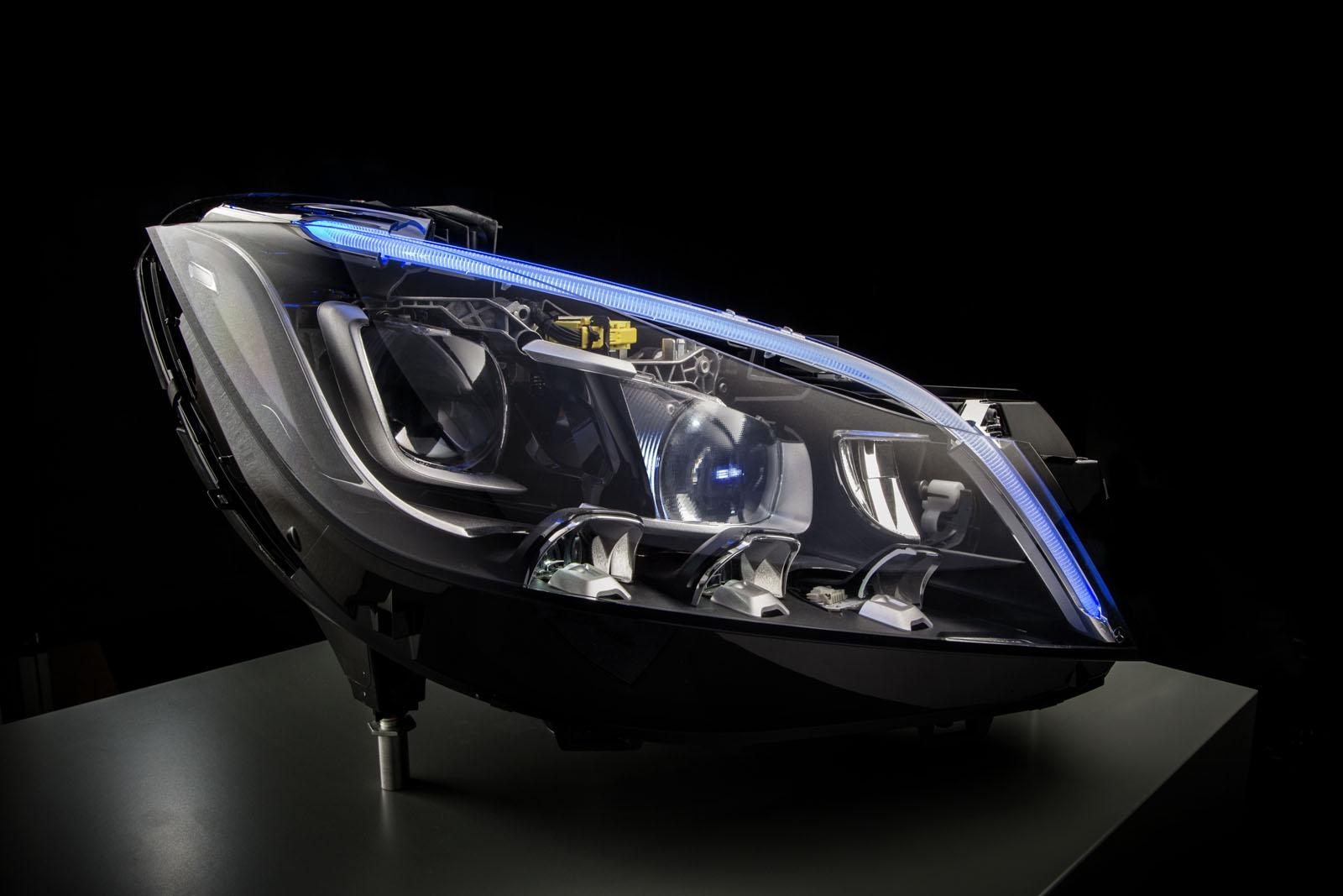 Mercedes Benz Multibeam LED Headlight Tech To Adopt 84 LEDs In 2015 
