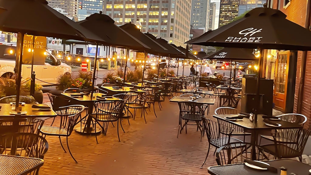 Ultimate Guide To The 16 Best Oysters In Boston Thebostondaybook
